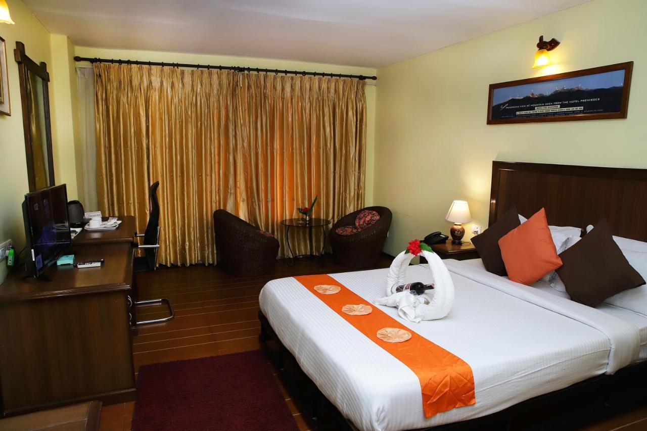 Hotel The Kantipur Pokhara Dış mekan fotoğraf